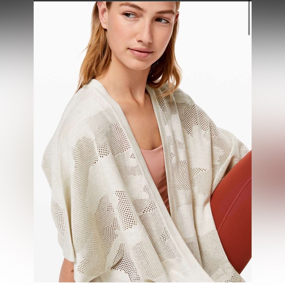 LULULEMON find your light silk blend knit wrap cape cardigan yoga